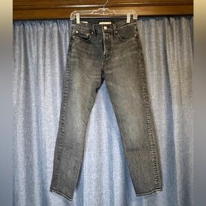 EUC Levi's Wedgie Jeans